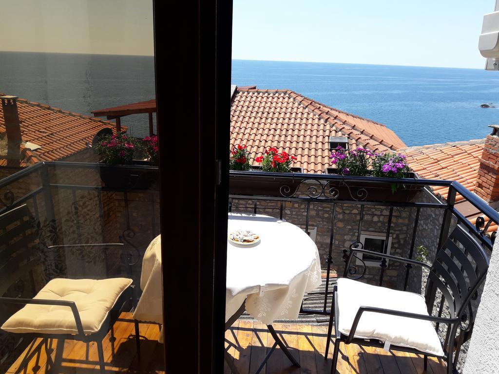 Apartments Debora Ulcinj Exterior photo